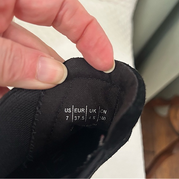 GAP Chelsea boot sneakers - Picture 7 of 7